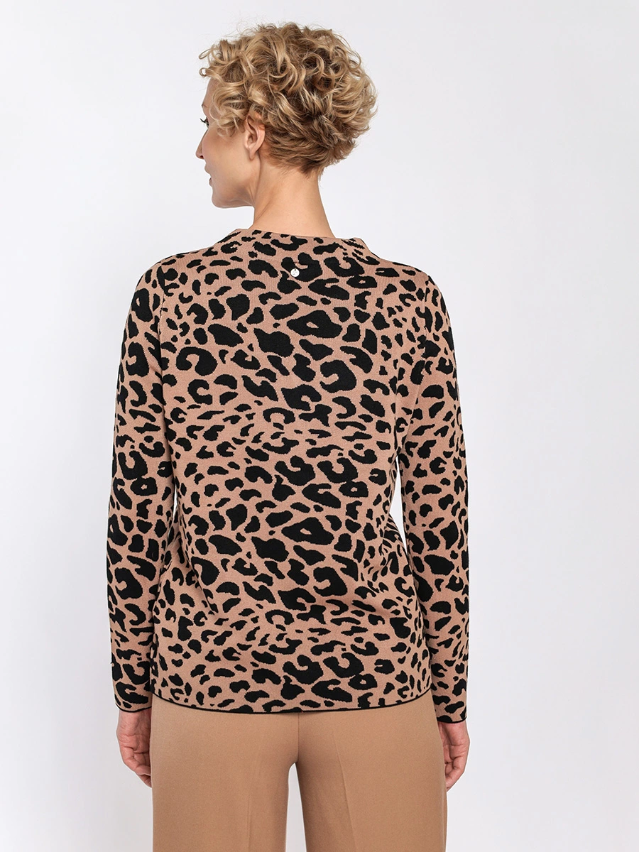 Джемпер с леопардовым принтом